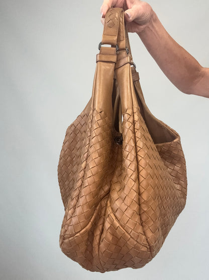 Bottega Veneta Intrecciato Campana Hobo -Brown