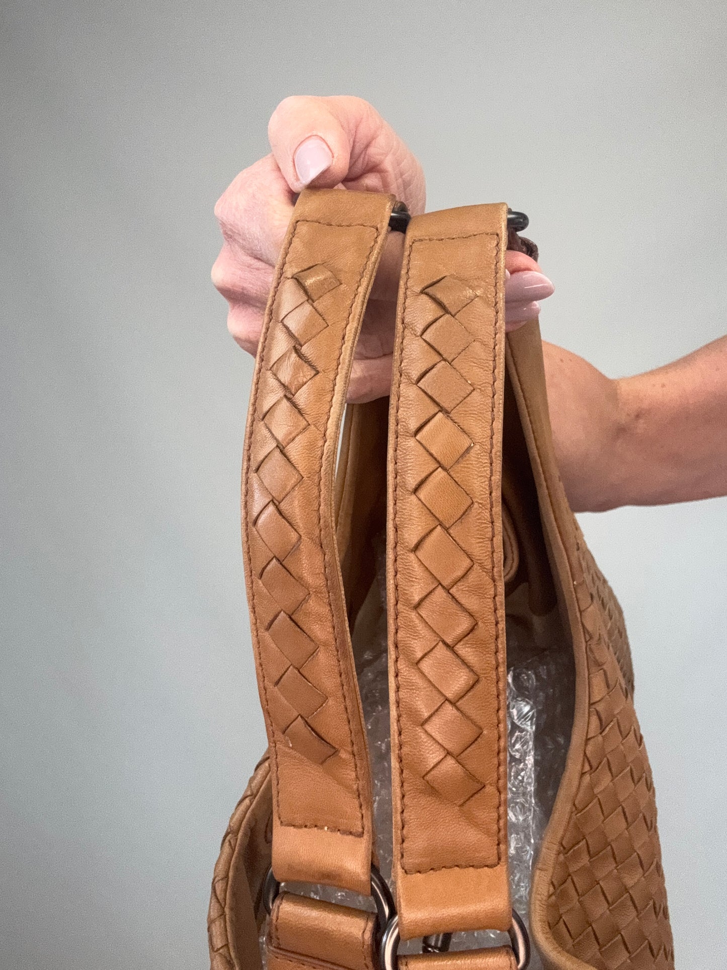 Bottega Veneta Intrecciato Campana Hobo -Brown