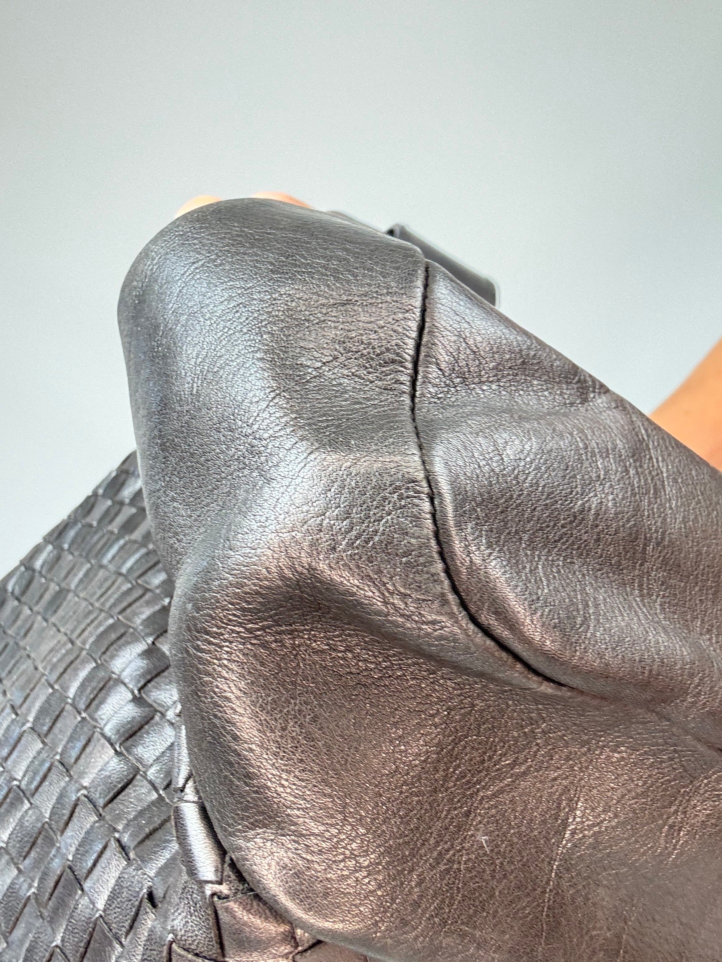 Bottega Veneta Intrecciato Large Montaigne Bag