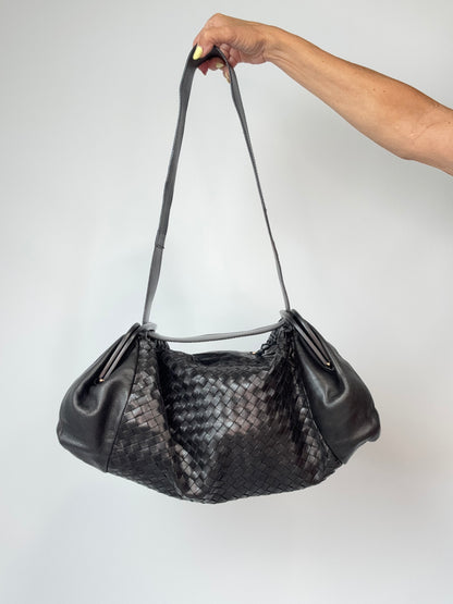 Bottega Veneta Intrecciato Large Montaigne Bag
