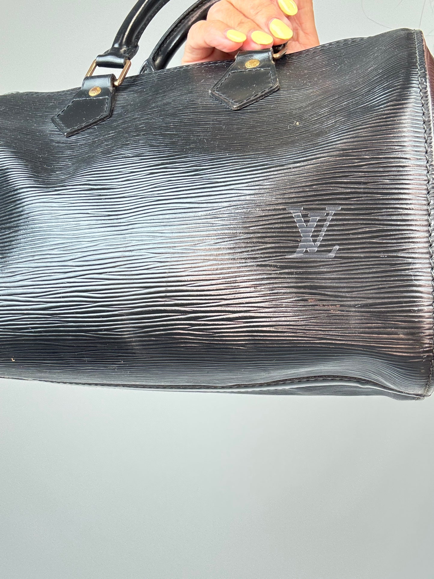 Louis Vuitton Epi Vintage Speedy 25