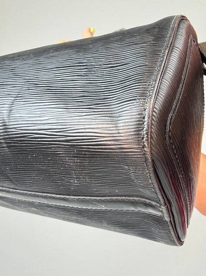 Louis Vuitton Epi Vintage Speedy 25