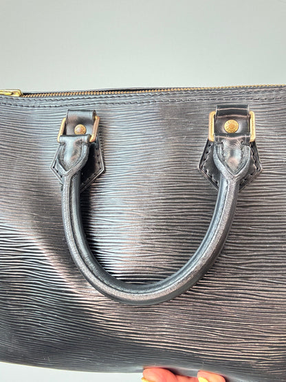 Louis Vuitton Epi Vintage Speedy 25