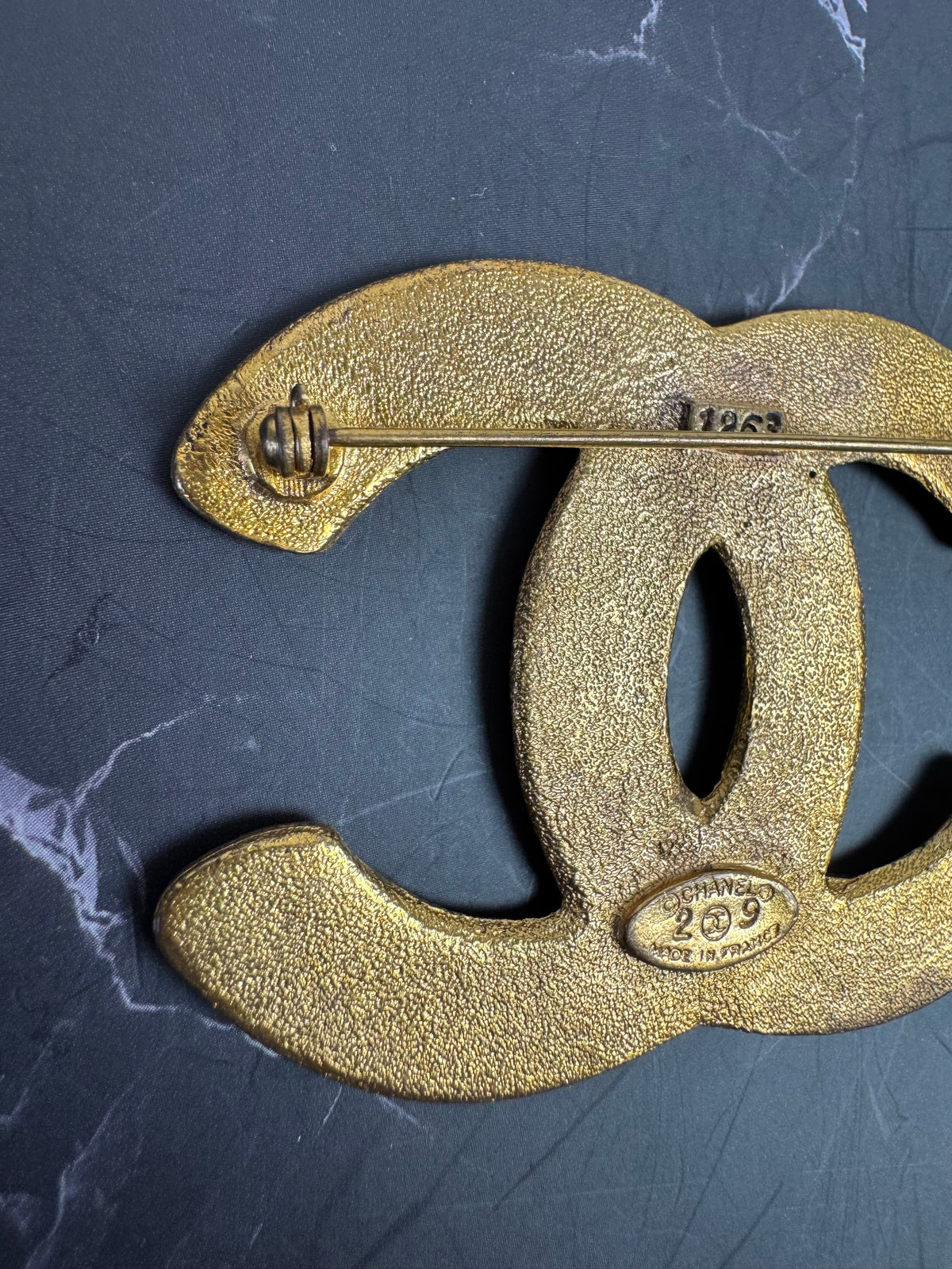 Chanel Vintage Oversized CC Logo Brooch