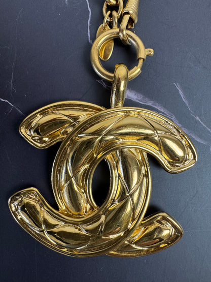 Chanel Vintage Oversized Quilted CC Pendant Chain Necklace