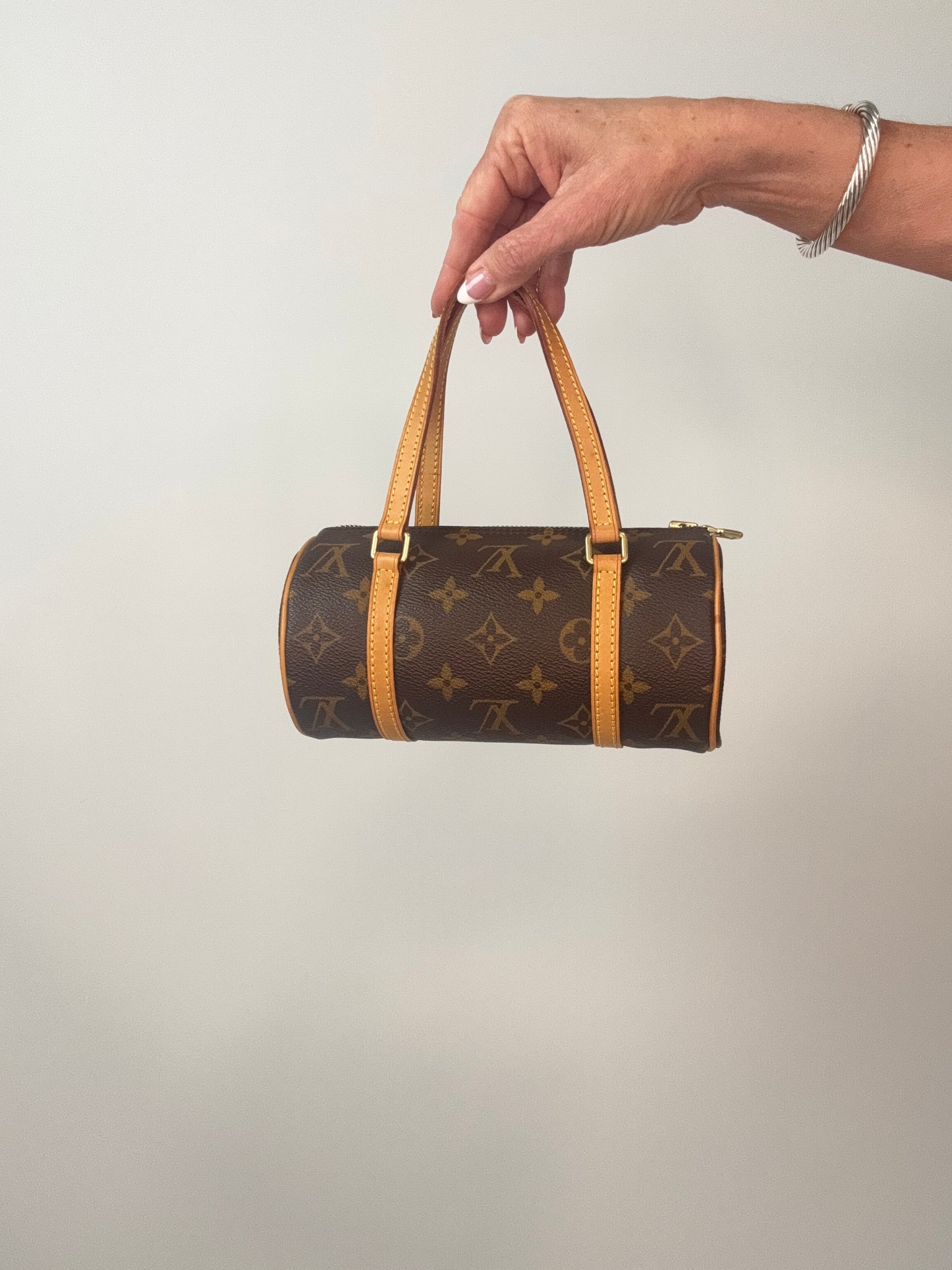 Louis Vuitton Papillon 19 — 2003 Monogram