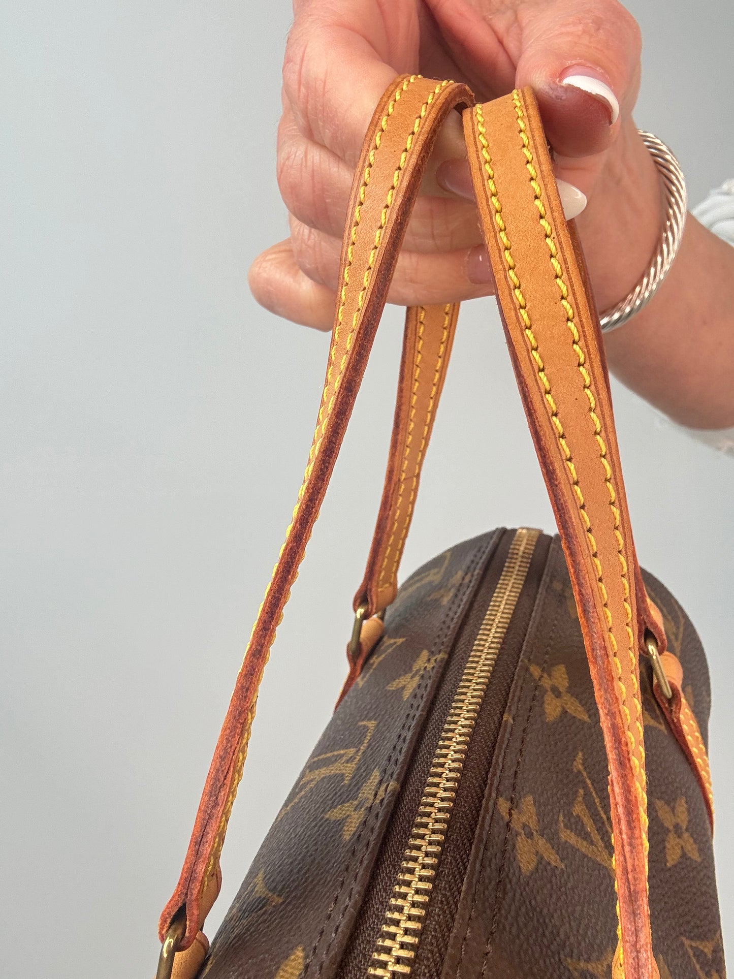 Louis Vuitton Papillon 19 — 2003 Monogram