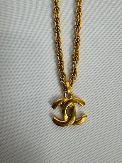 Chanel Vintage Rope Chain Small CC Pendent