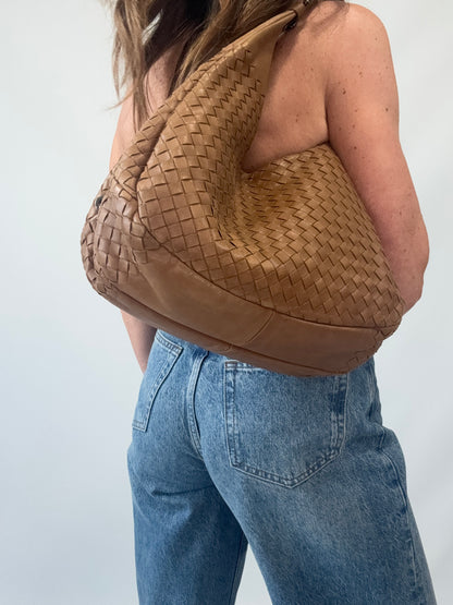 Bottega Veneta Intrecciato Campana Hobo -Brown