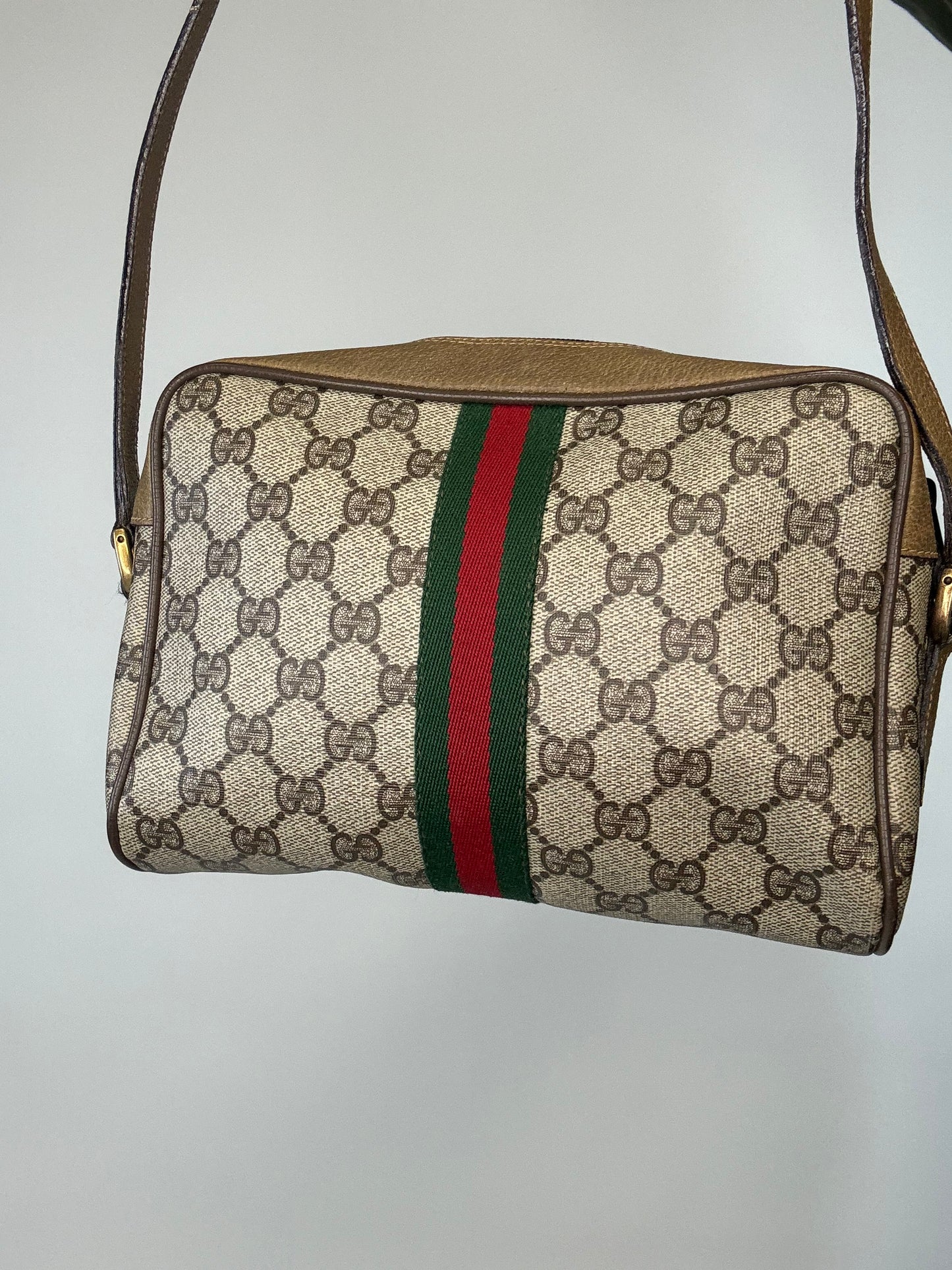 GUCCI Accessory Collection, GG Plus / GG Supreme, Shelly