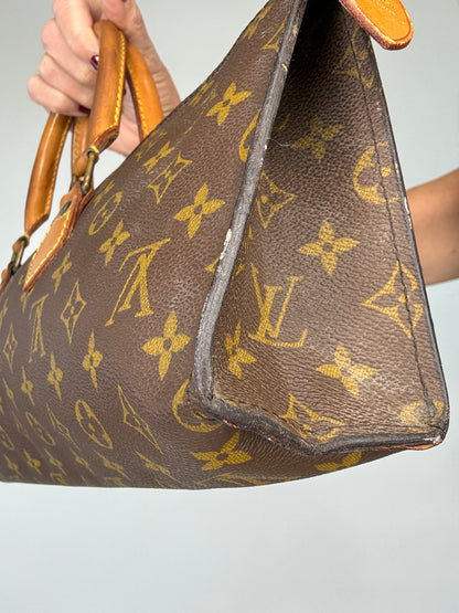 Louis Vuitton Vintage Triangle Sac