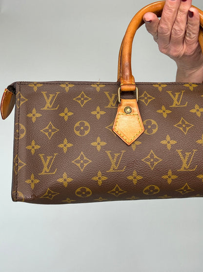 Louis Vuitton Vintage Triangle Sac