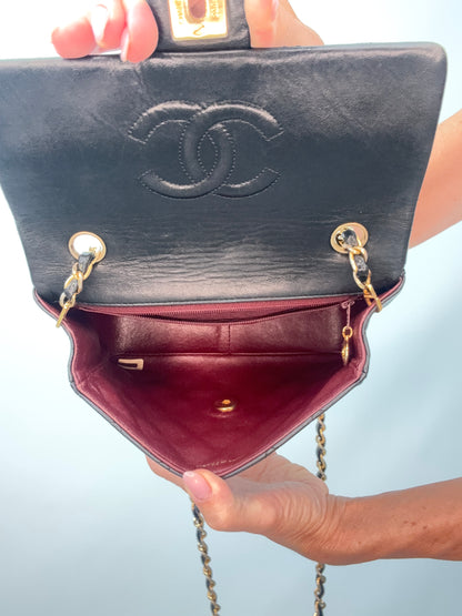 Chanel Vintage Classic Small Single Flap