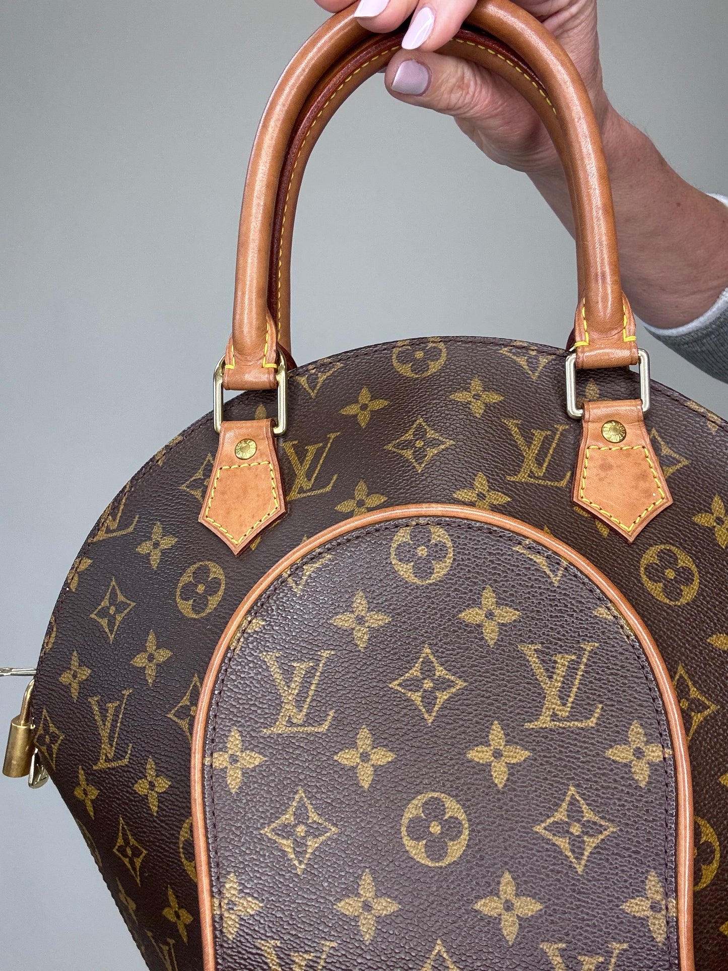 Louis Vuitton Vintage Ellipse PM