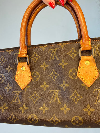 Louis Vuitton Triangle Sac Rare Monogram East to West Bag