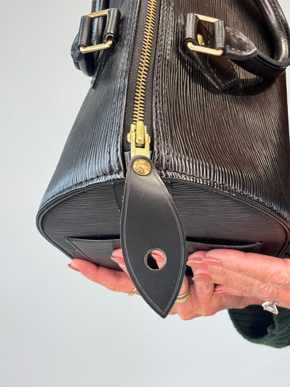 Louis Vuitton Epi Speedy 30 - Black