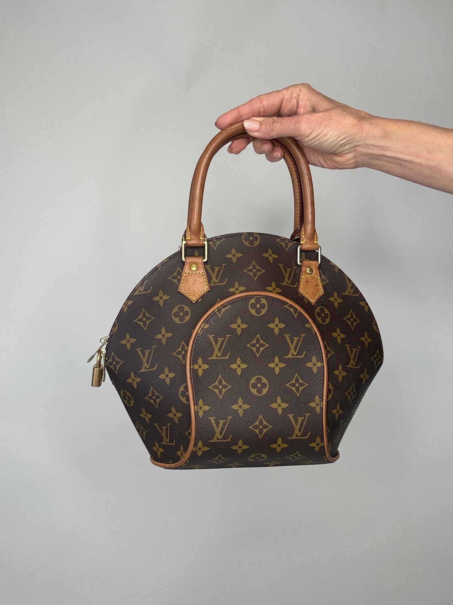 Louis Vuitton Monogram Ellipse PM