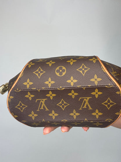 Louis Vuitton Monogram Ellipse PM