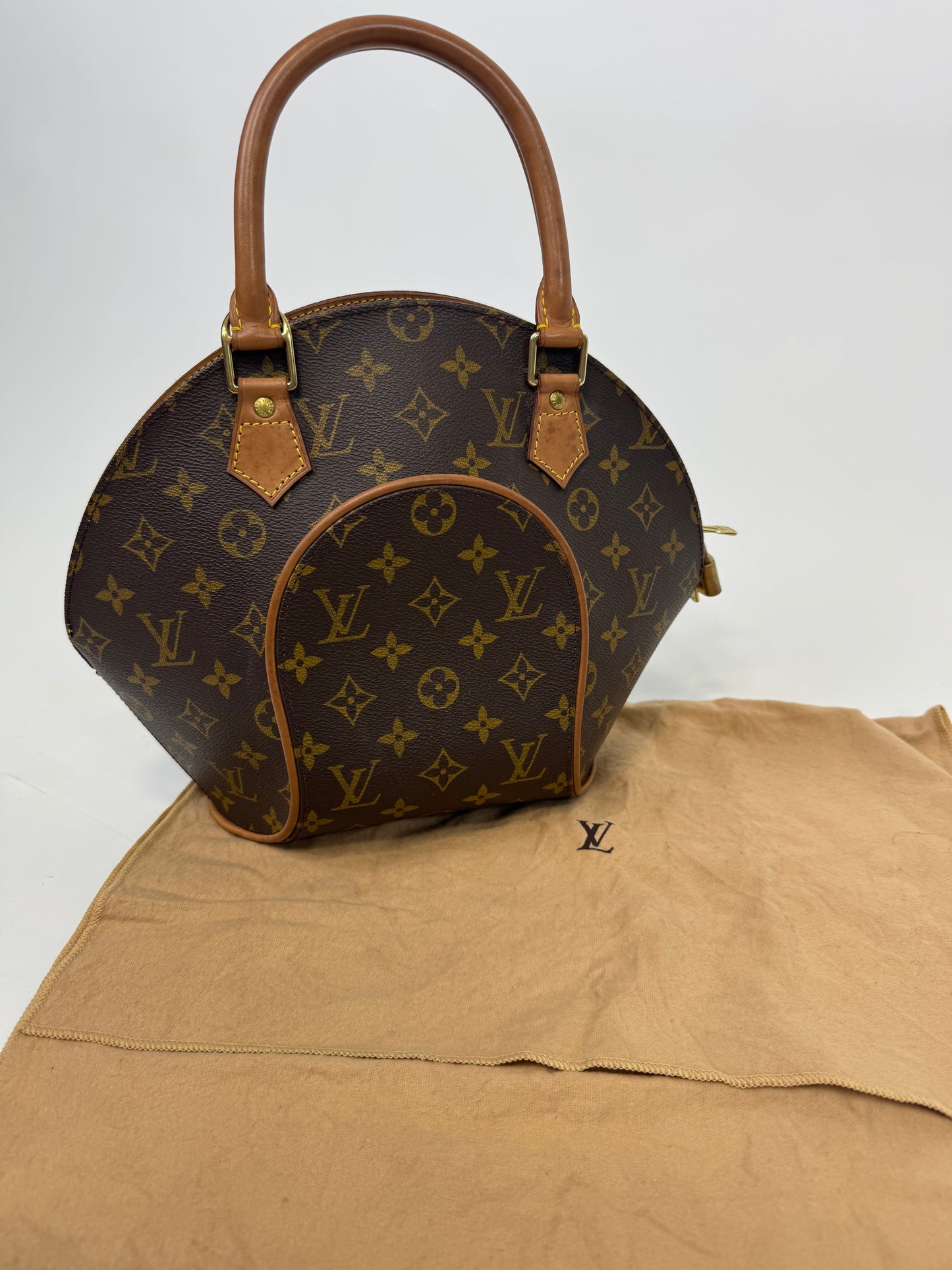 Louis Vuitton Monogram Ellipse PM