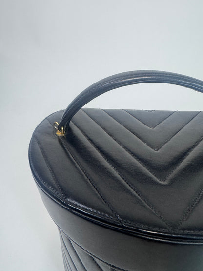 Chanel V Stitch Vintage Two Way Vanity Bag With Mirror
