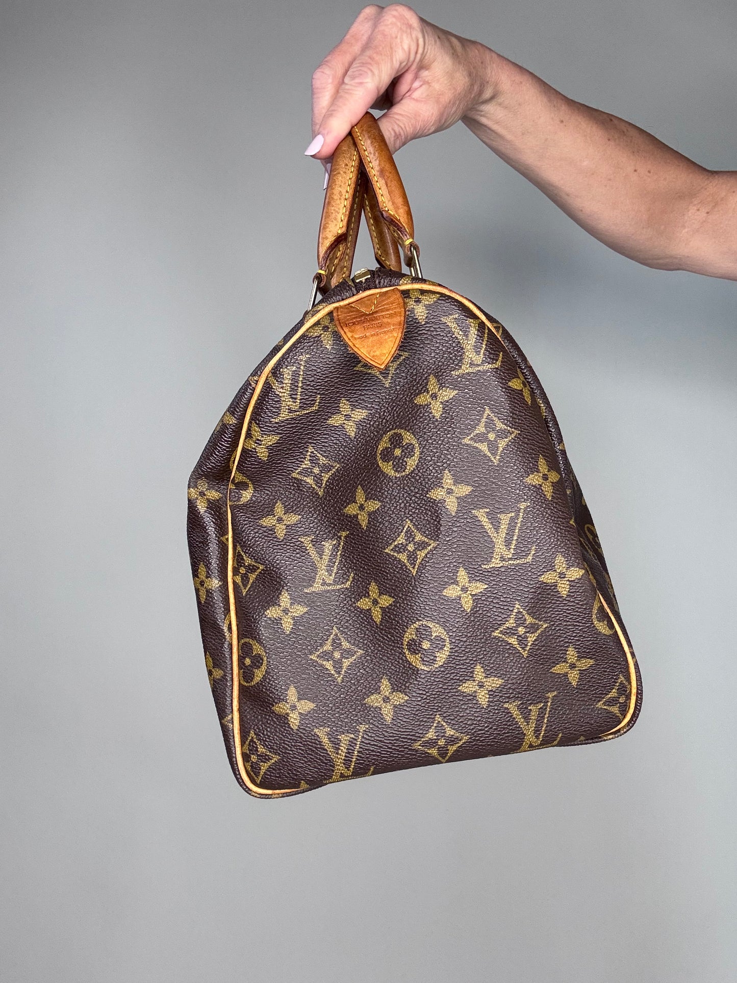Louis Vuitton Vintage Monogram Speedy 30