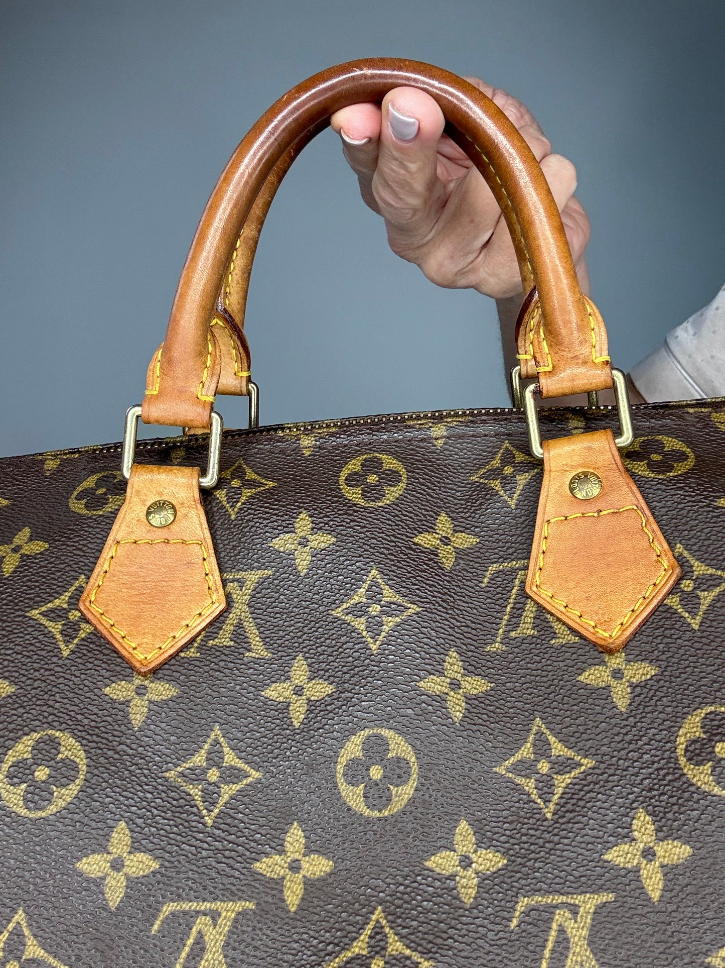 Louis Vuitton Vintage Monogram Speedy 30