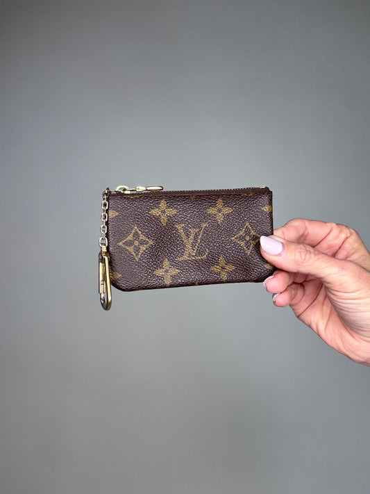 Louis Vuitton Monoges Cles Pochette Coin And Key Holder
