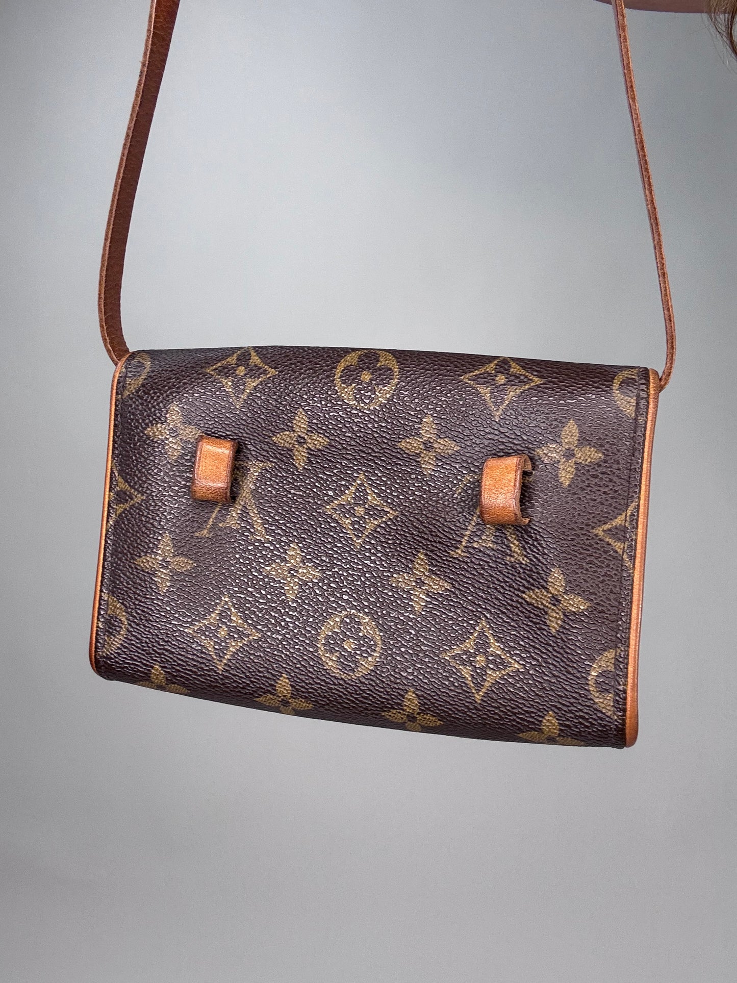 Louis Vuitton Vintage  Monogram Florentine Belt Bag
