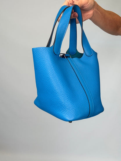Hermes Pocotin Lock 18 PM Taurillon Clemence - Bleu Zanzibar