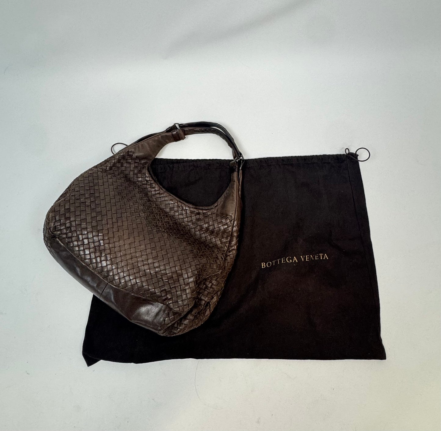 Bottega Veneta Large Intrecciato Campana Hobo — Brown