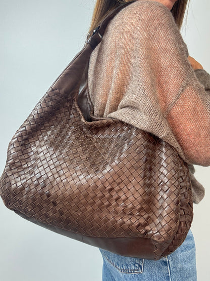 Bottega Veneta Large Intrecciato Campana Hobo — Brown