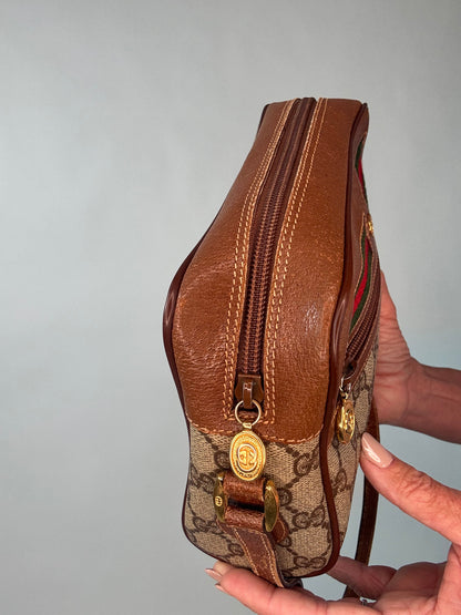Gucci Supreme Vintage Sherri Line Bag