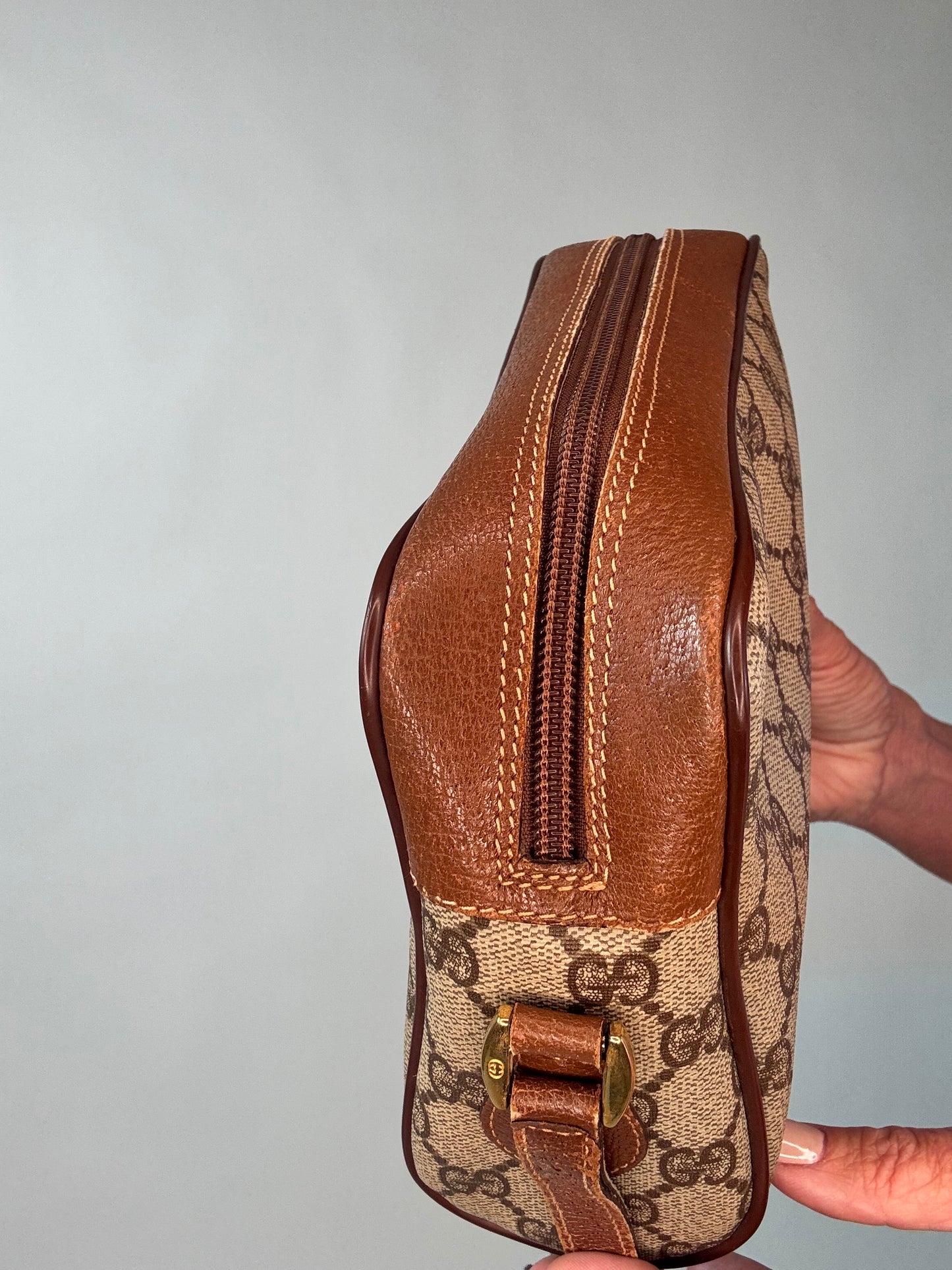 Gucci Supreme Vintage Sherri Line Bag