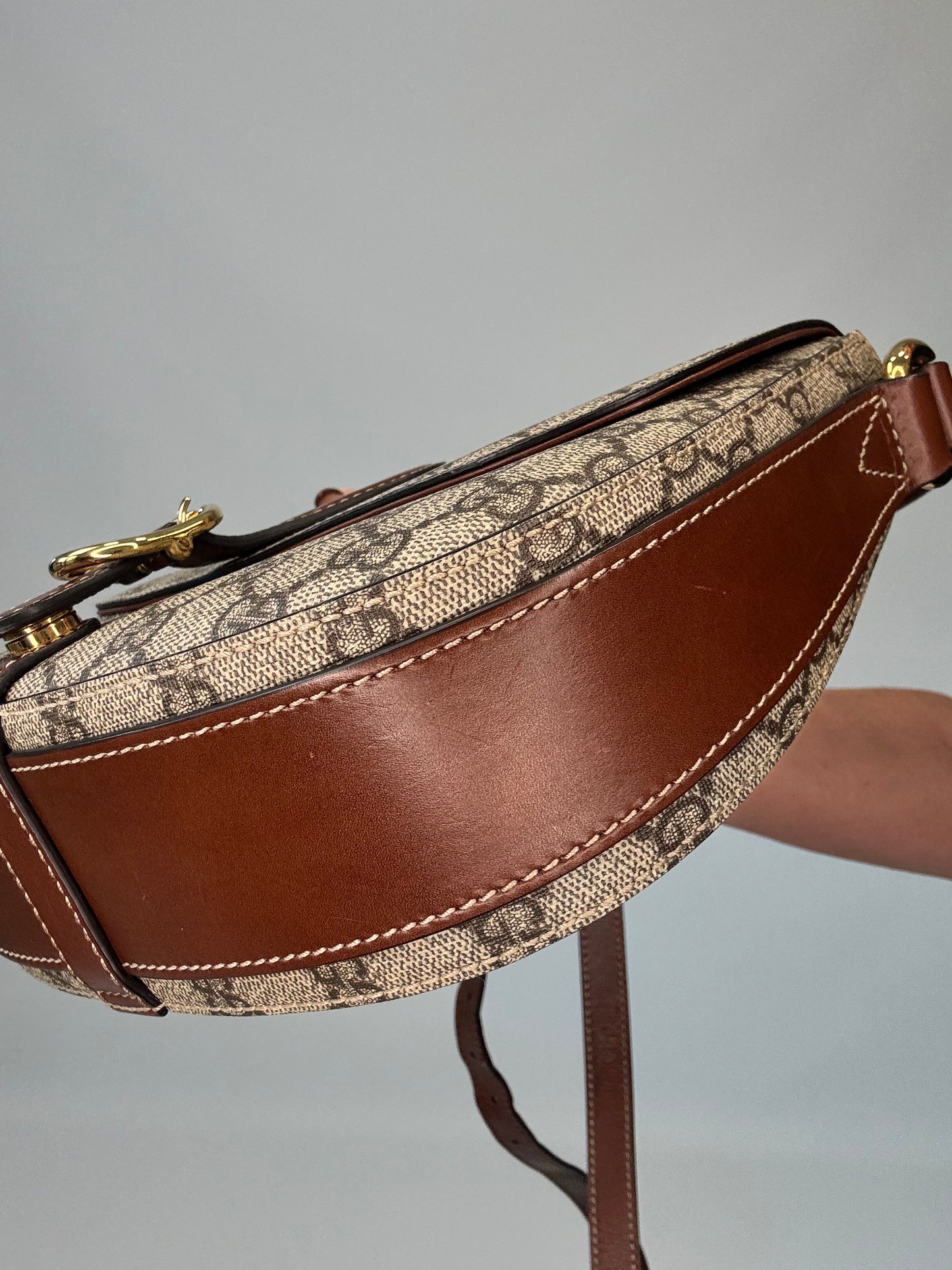 Gucci GG Supreme Saddle Bag