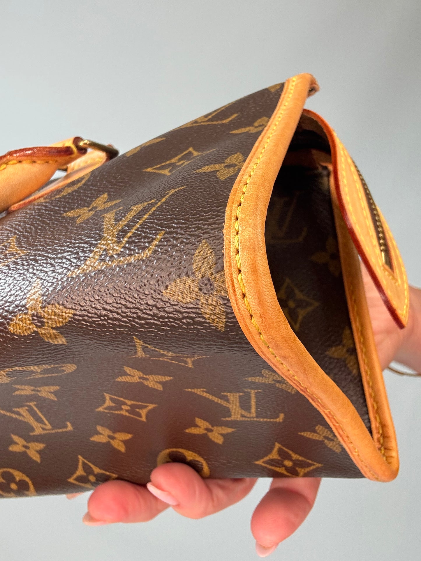 Lous Vuitton Monogram Popincourt