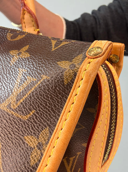 Lous Vuitton Monogram Popincourt