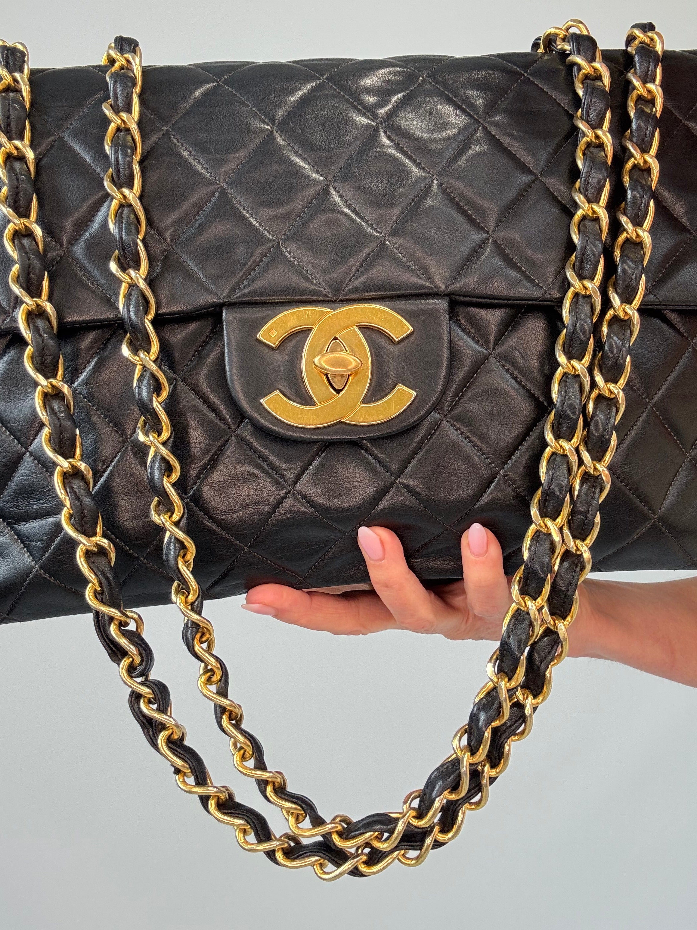 Chanel Vintager Lambskin Jumbo Flap – thestilstyle