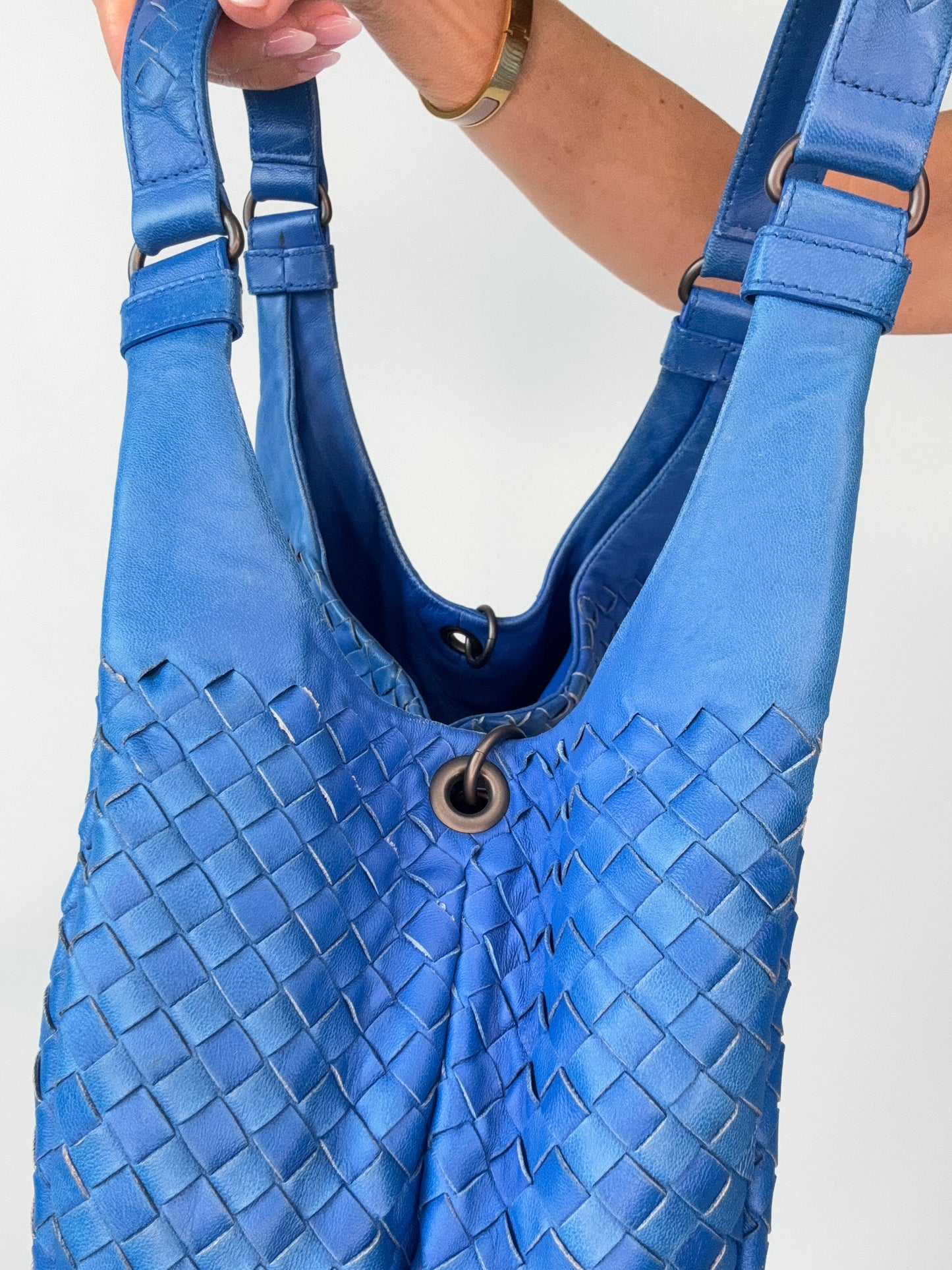 Bottega Veneta Small Campana Intrecciato Hobo — Royal Blue