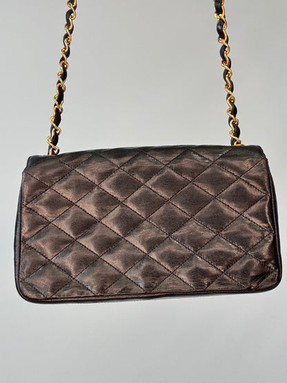 Chanel Vintage Quilted Mini East West Flap — 1986–1988