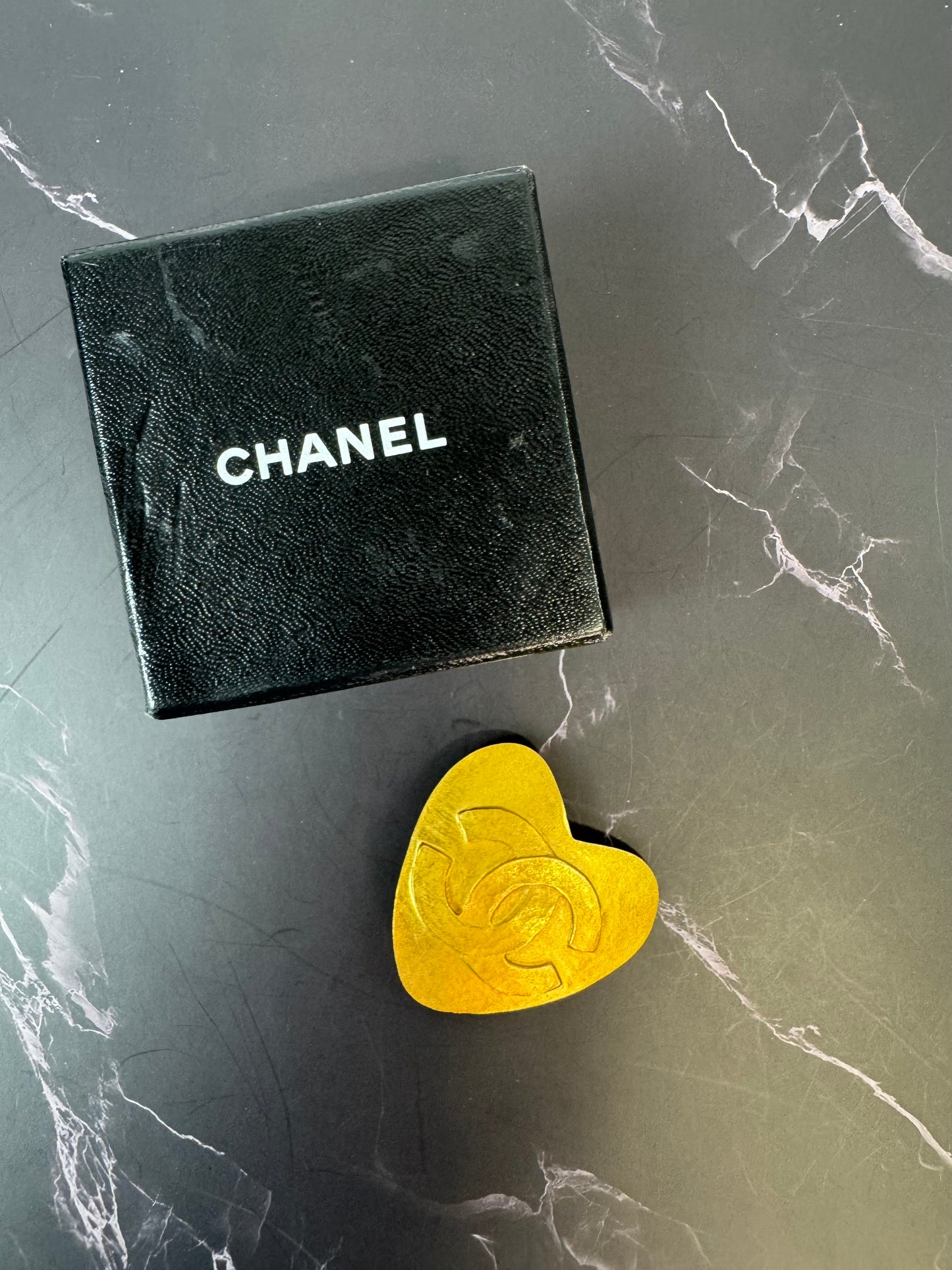 Chanel Vintage CC Heart Brooch