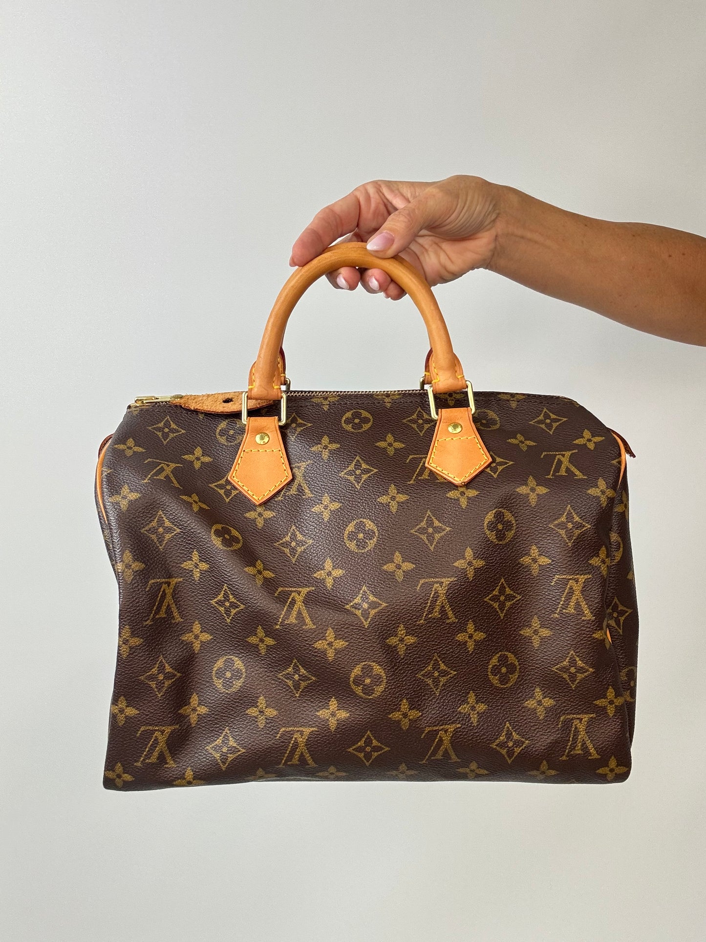 Louis Vuitton Vintage Monogram Speedy 30