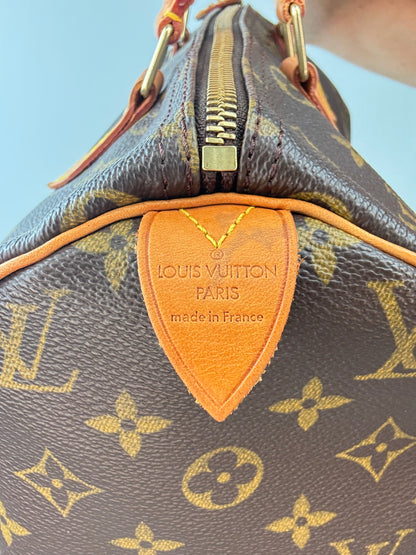 Louis Vuitton Vintage Monogram Speedy 30