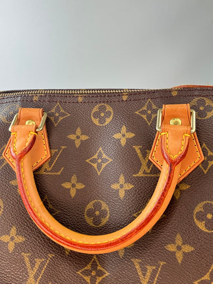 Louis Vuitton Vintage Monogram Speedy 30