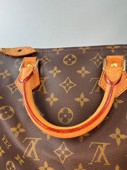 Louis Vuitton Vintage Monogram Speedy 30
