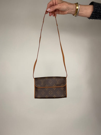 Louis Vuitton Vintage Florentine Belt Bag