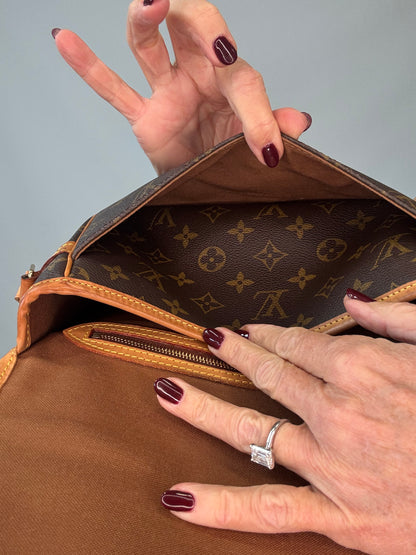 Louis Vuitton Monogram Canvas Sologne Bag