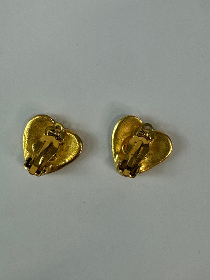 Chanel 1995 Vintage Heart Clip On Earrings