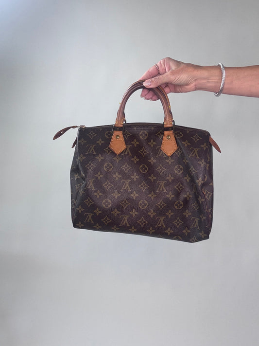 Louis Vuitton Vintage Monogram Speedy 30