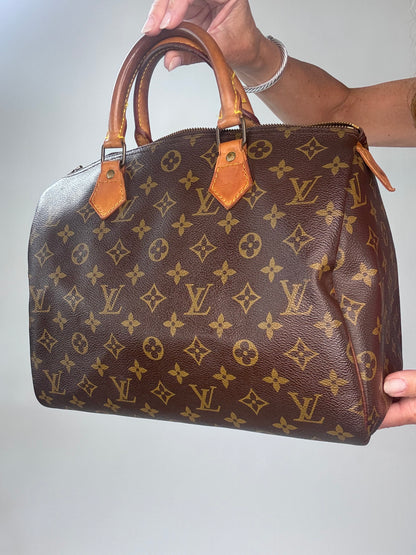 Louis Vuitton Vintage Monogram Speedy 30