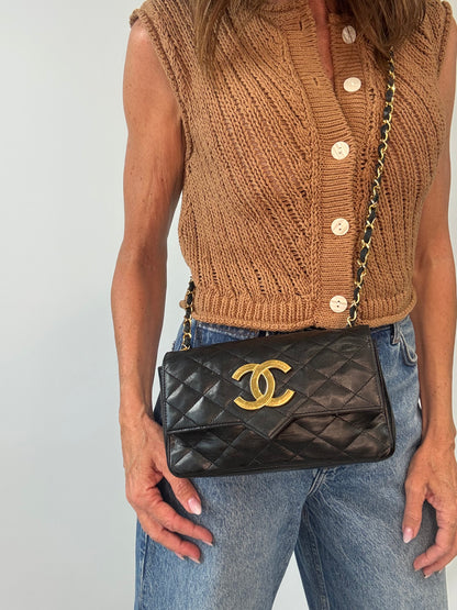Chanel Vintage Quilted Mini East West Flap — 1986–1988